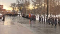 Zimbabwe President Treated to Grand Parade in Russia