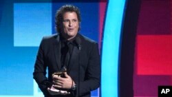 El cantante colombiano Carlos Vives recibió un reconocimiento por sus aportes a la causa del desarrollo sostenible.