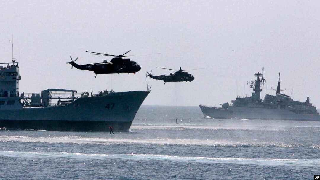 Angkatan Laut Pakistan dalam latihan militer bersama di Laut Arab dekat Karachi, Pakistan (foto: dok). 