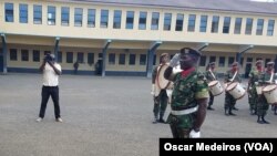 Jorge Bom Jesus visita quartel, Sao Tome e Principe