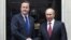 Праворуч: Російський президент під час зустрічі з британським прем’єром