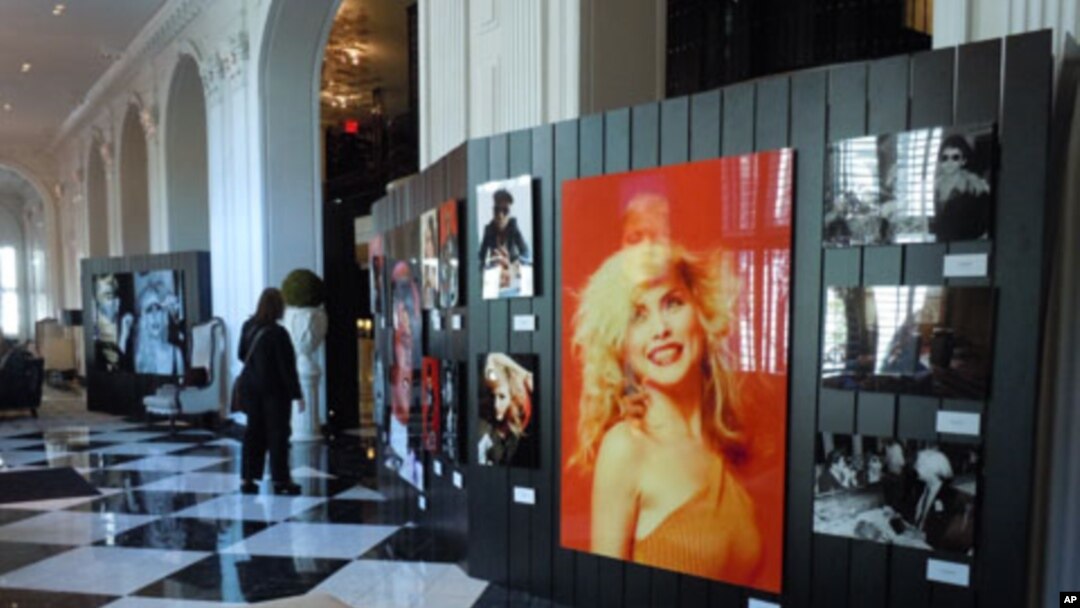 Photographer Mick Rock's iconic images of rock stars are on exhibit at the W Hotel in Washington, DC. 