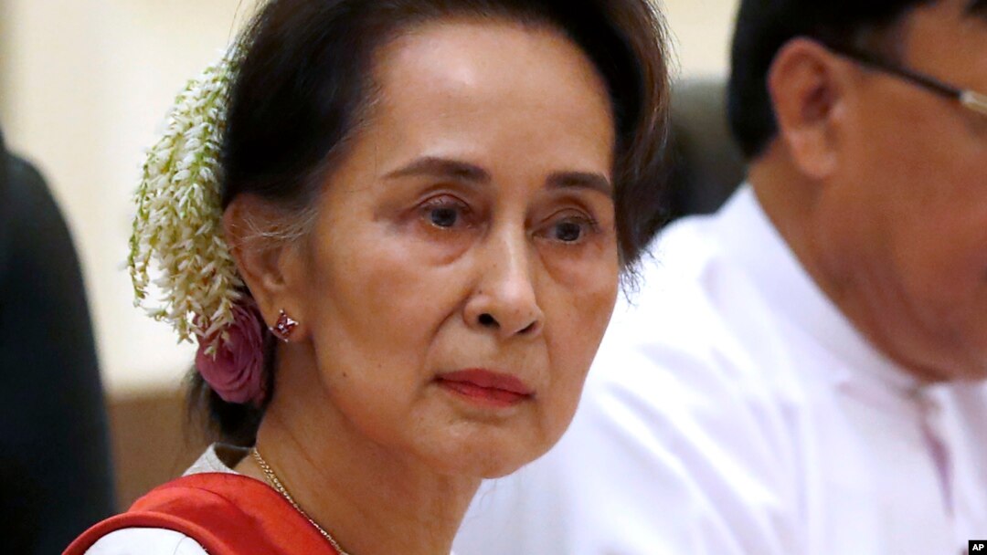 Bà Aung San Suu Kyi.