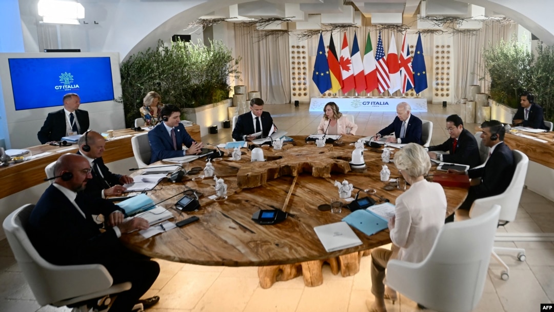 Zengin G7 ülkelerinin liderleri bu hafta İtalya'nın güneyindeki Puglia bölgesinde, küresel ve siyasi çalkantıların gölgesinde biraraya geliyor ve gündemin ilk sırasında Ukrayna'ya desteğin arttırılması yer alıyor.