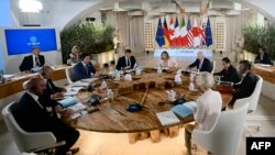 Zengin G7 ülkelerinin liderleri bu hafta İtalya'nın güneyindeki Puglia bölgesinde, küresel ve siyasi çalkantıların gölgesinde biraraya geliyor ve gündemin ilk sırasında Ukrayna'ya desteğin arttırılması yer alıyor.