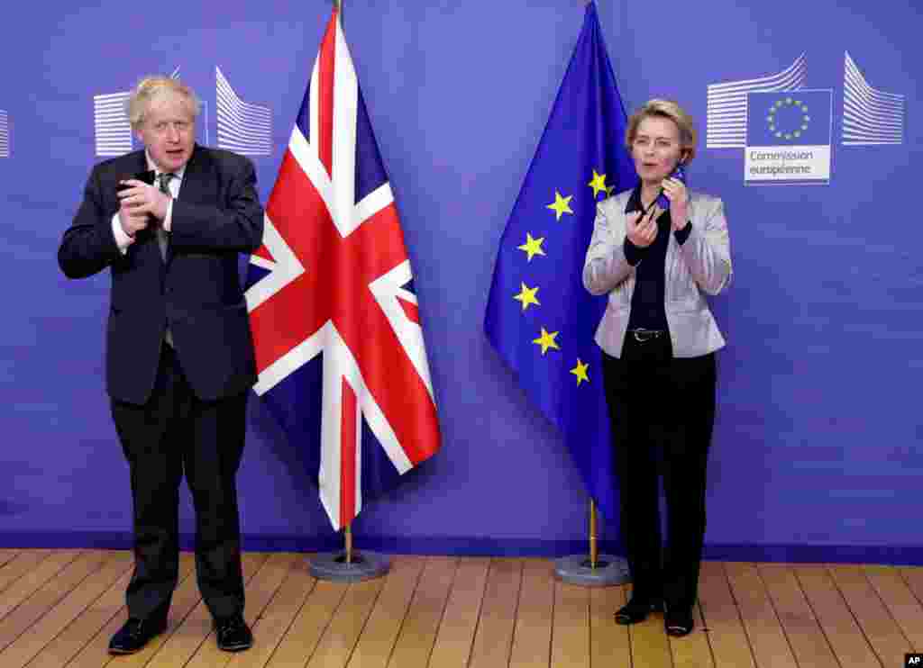 보리스 존슨 영국 총리와 우르슬라 폰데어라이엔 유럽연합(EU) 집행위원장이 벨기에 브뤼셀의 EU 본부에서 회담했다. 영국과 EU 정상들은 영국의 EU 탈퇴 후 무역협정에 관해 논의할 예정이다.