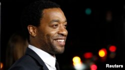 Cast member Chiwetel Ejiofor poses at a special screening of "12 Years a Slave" at the Directors Guild of America, Los Angeles, Oct. 14, 2013.