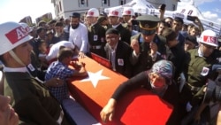 Turkiya: Dafn marosimlarida "prezident qotil" degan hayqiriqlar - Shohruh Hamro