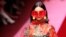 Một người mẫu trình diễn bộ trang phục xuân hè 2019 của Dolce & Gabbana. Hãng thời trang Ý đã phải hủy show diễn sắp tới ở Thượng Hải vì một quảng cáo bị người Trung Quốc phản đối.