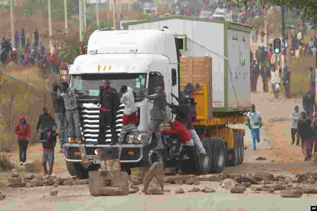 Zimbabwe Riots
