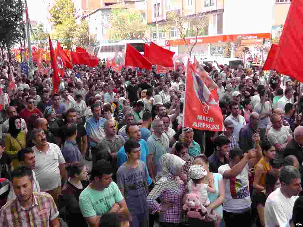 Merasîma Oxirkirina Qurbanîyên Êrîşa Pirsûsê