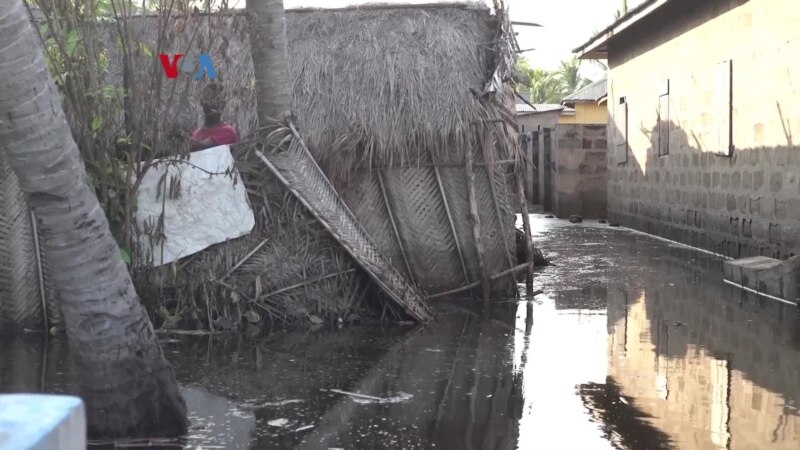 Desa Pesisir Tenggelam Akibat Gelombang Pasang