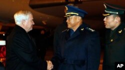 ڕۆبه‌رت گه‌یتس ده‌کاته‌ وڵاتی چین