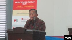 Menteri Koordinator Bidang Perekonomian Darmin Nasution dalam seminar mengenai ekonomi berkeadilan berlangsung di Museum Kebangkitan Nasional di Jakarta, Selasa 30/5.(VOA/Fathiyah)