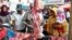 Harga daging di Aceh mencapai harga tertinggi. (VOA/Budi Nahaba)