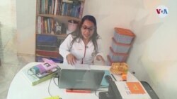 Maestra venezolana populariza el lenguaje de señas para luchar contra la exclusión (afiliadas)