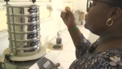 Une Sénégalaise lance une usine de recyclage de pneus usagés