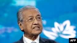 Perdana Menteri Malaysia Mahathir Mohamad dalam Forum Ekonomi Timur di Vladivostok, Rusia, 5 September 2019. (Foto: AFP)