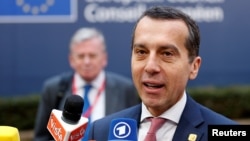 FILE - Austria's Chancellor Christian Kern arrives at a European Union leaders summit in Brussels, Belgium, Dec.15, 2016. 