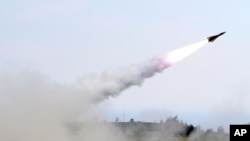 타이완이 지난 2012년 7월 핑텅 지역에서 진행한 군사훈련 중 호크(HAWK) 지대공미사일을 발사했다.