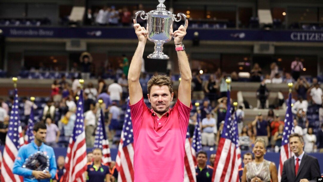 Petenis Swiss Stan Wawrinka menjuarai AS Terbuka untuk pertama kalinya hari Minggu (11/9). 