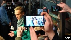 Алексей Навальный на паспортном контроле в Шереметьево. 17 января 2021 г.