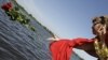 Medvedev Orders Transport Safety Investigation After Tourist Boat Sinks