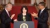 Sotomayor juramentará a vicepresidente Biden