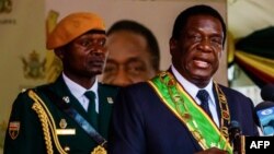 FILE: UMongameli Emmerson Mnangagwa ukhuluma lozulu ngosuku lukazibuse.