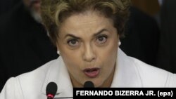 Rousseff dijo que las grabaciones le dan esperanzas de regresar al puesto.