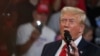 Mantan presiden AS sekaligus capres dari Partai Republik, Donald Trump, berbicara dalam kampanye di Georgia State University Convocation Center di Atlanta, Georgia, pada 3 Agustus 2024. (Foto: AFP/Christian Monterrossa)