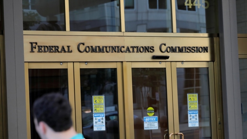 US appeals court blocks Biden administration effort to restore net neutrality rules