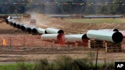 El oleoducto Keystone XL transportaría unos 830 mil barriles de petróleo diarios.