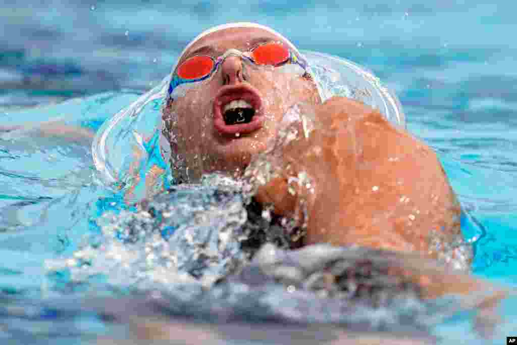 Kathleen Baker competes in the women&#39;s 200-meter IM final at the TYR Pro Swim Series swim meet, April 11, 2021, in Mission Viejo, California. Baker came in third.