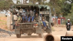 Police and soldiers patrol the streets during a nationwide lockdown to help curb the spread of the coronavirus disease (COVID-19) in Harare, Zimbabwe, April 19, 2020.