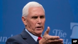 El exvicepresidente de EEUU Mike Pence habla en la Heritage Foundation, un centro de investigación conservador, el miércoles 19 de octubre de 2022.