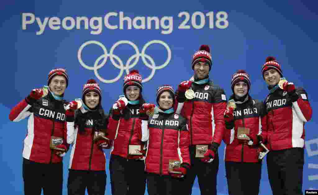 加拿大队荣获平昌冬奥会团体花样滑冰金牌（2018年2月12日）