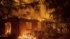 Incendio arrasa Paradise y causa 9 muertos en California