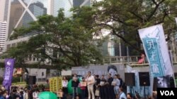 12月23日香港渣打公園舉行維護香港廉潔法治集會（美國之音記者申華拍攝）