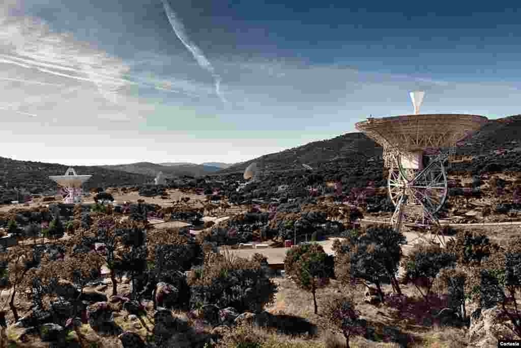 En la foto, las antenas de radio de Madrid liderar&#225;n la recepci&#243;n de telemetr&#237;a de la Red de Relevo de Marte durante la entrada, el descenso y el aterrizaje de Perseverance. [NASA/JPL-Caltech]