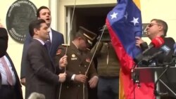 Преземањето на дипломатските претставништва од опозицијата чекор кон посилна изолација на Мадуро
