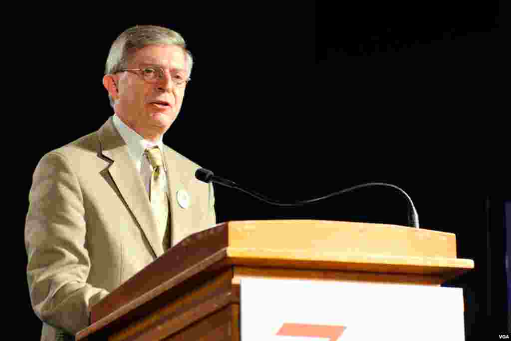 Frank Shkreli, speaking at the ceremony&nbsp;honoring 70th Anniversary of VOA Albanian broadcasts