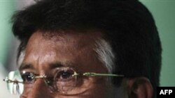 Pakistani lëshon urdhër arresti për ish-Presidentin Musharraf