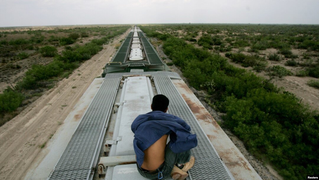 El número de inmigrantes indocumentados procedentes de México ha decrecido significativamente.