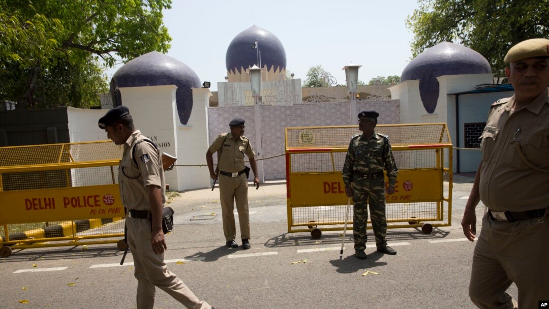 Penjagaan di sekitar Kantor Perwakilan Pakistan di New Delhi, India. (Foto: dok)