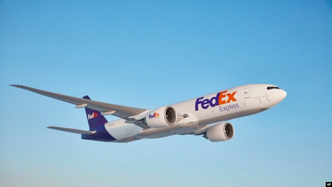 FedEx Delivers 1.35 Million COVID-19 Vaccine Doses to Mexico Shipment marks the first delivery of COVID-19 vaccines from the U.S. to Mexico by FedEx for Direct Relief. 