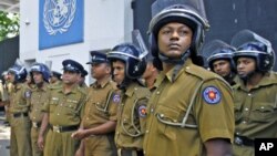 Polisi Sri Lanka akan mendapat wewenang lebih besar untuk menahan dan menginterogasi tersangka tanpa dakwaan, jika RUU baru lolos di parlemen Sri Lanka (foto: dok).