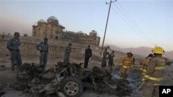 له‌ ئه‌نجامی ته‌قینه‌وه‌ی بۆمبێـکی لاڕێ له‌ ئه‌فغانسـتان 14 هاوڵاتی سیڤیل ده‌کوژرێن