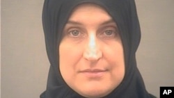 الیسون فلویک-اکرن، فرمانده آمریکایی تیپ زنان داعش 