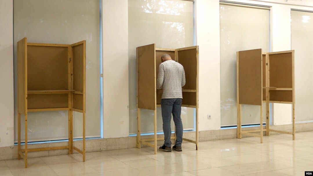 Glasanje na izborima u Podgorici (Foto: VOA, Jovo Radulović)